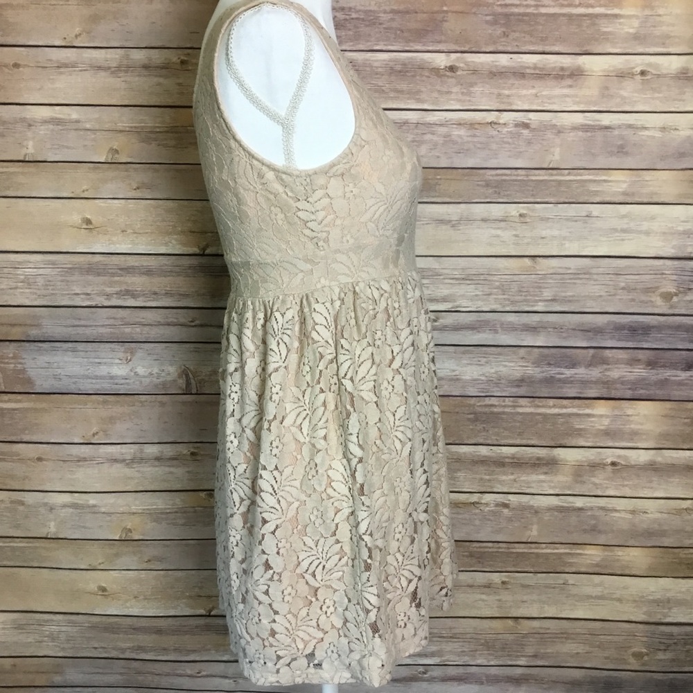 Forever 21 Lace Dress - Picture 5 of 7